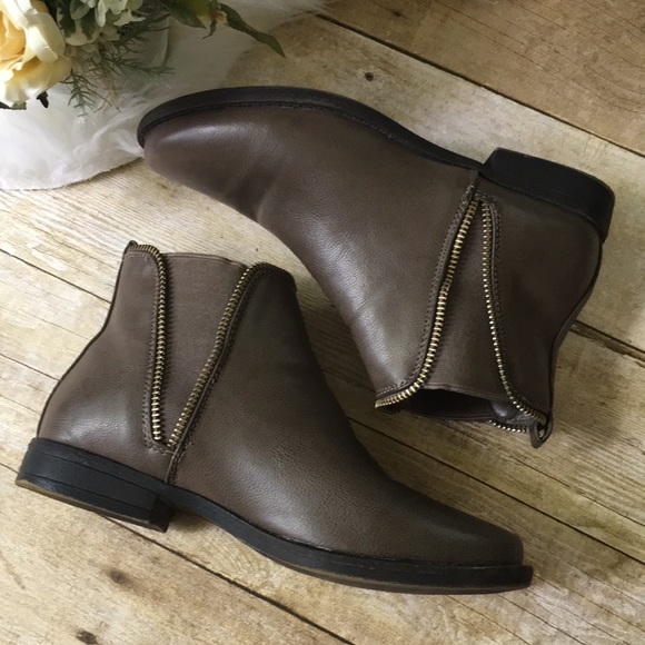 Bamboo Ankle Booties Size 6 - Picture 5 of 6